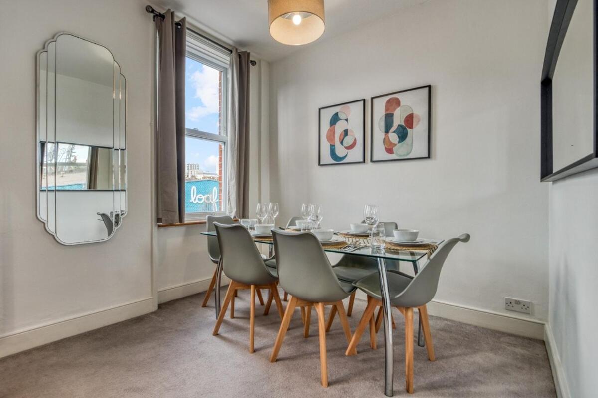 Appartamento Chic 1bed And Terrace In Battersea Londra