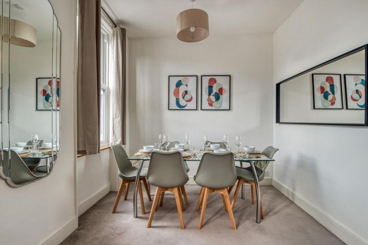 Chic 1bed And Terrace In Battersea Appartamento Londra